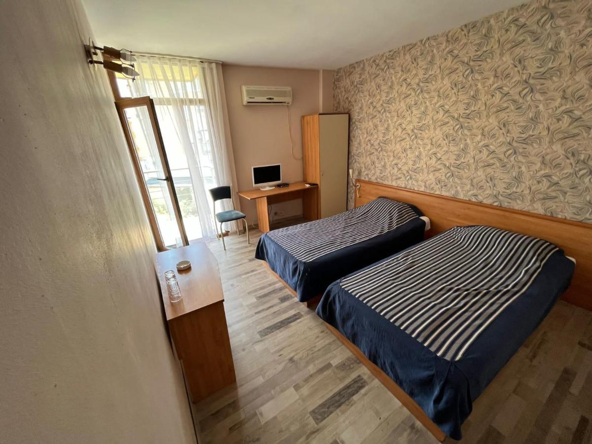 Hotel Kredo Sliven Bagian luar foto