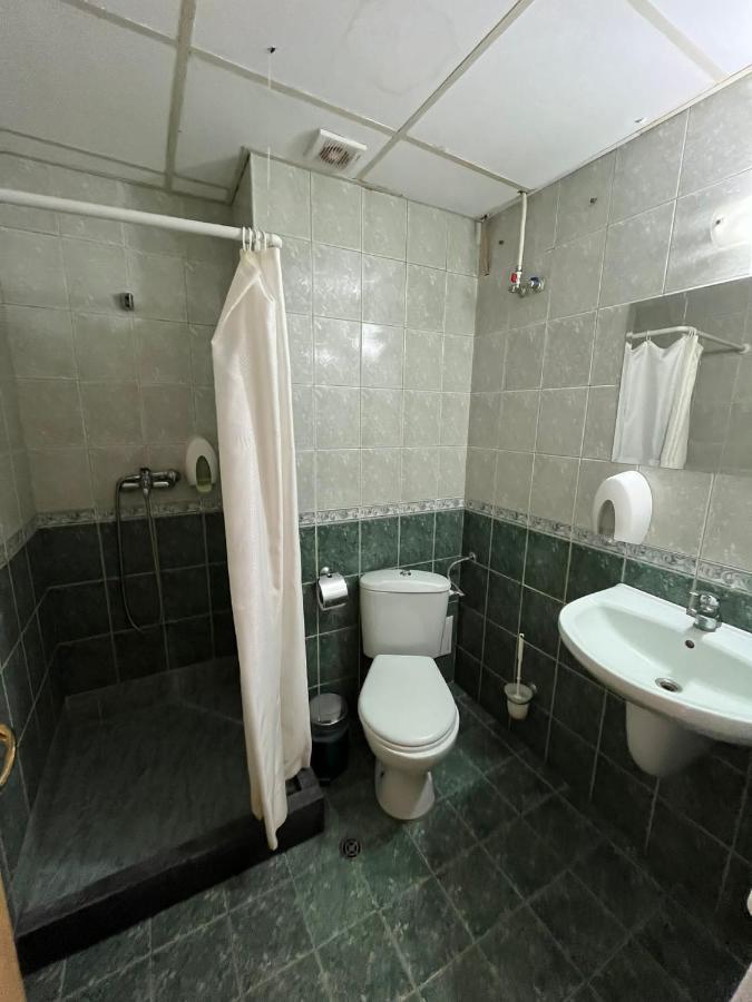 Hotel Kredo Sliven Bagian luar foto