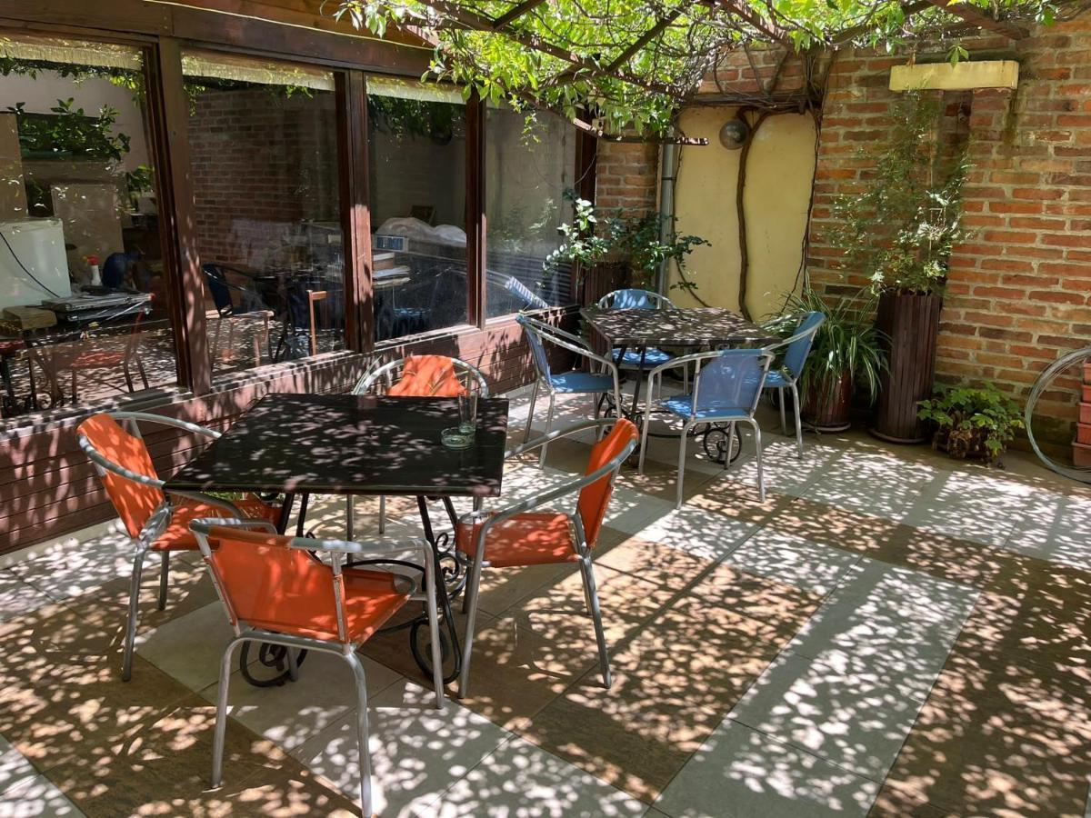 Hotel Kredo Sliven Bagian luar foto