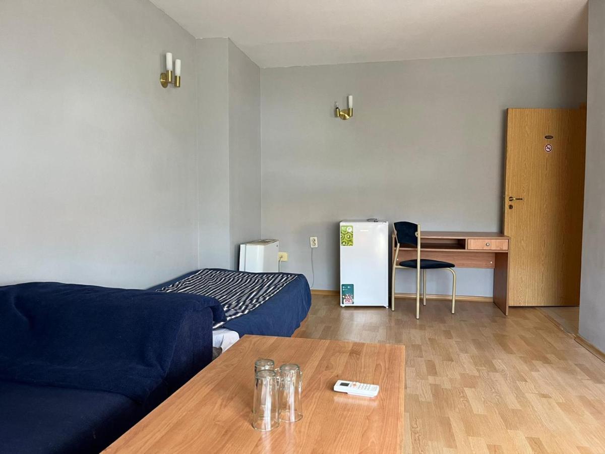 Hotel Kredo Sliven Bagian luar foto