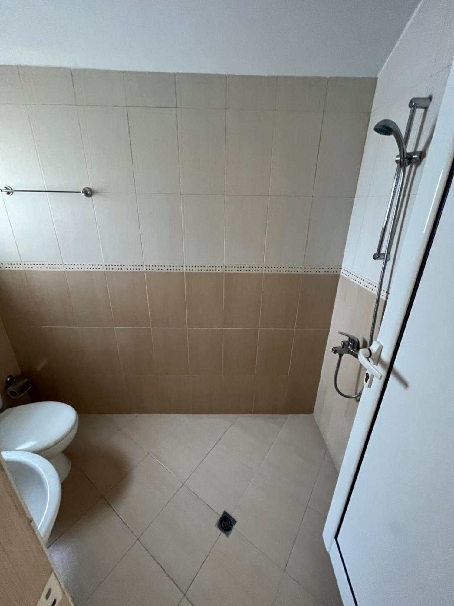 Hotel Kredo Sliven Bagian luar foto